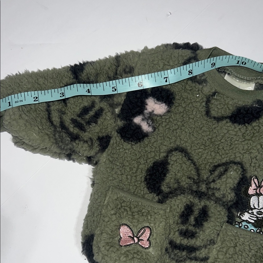NB Disney Baby Green Outfit - Picture 8 of 11